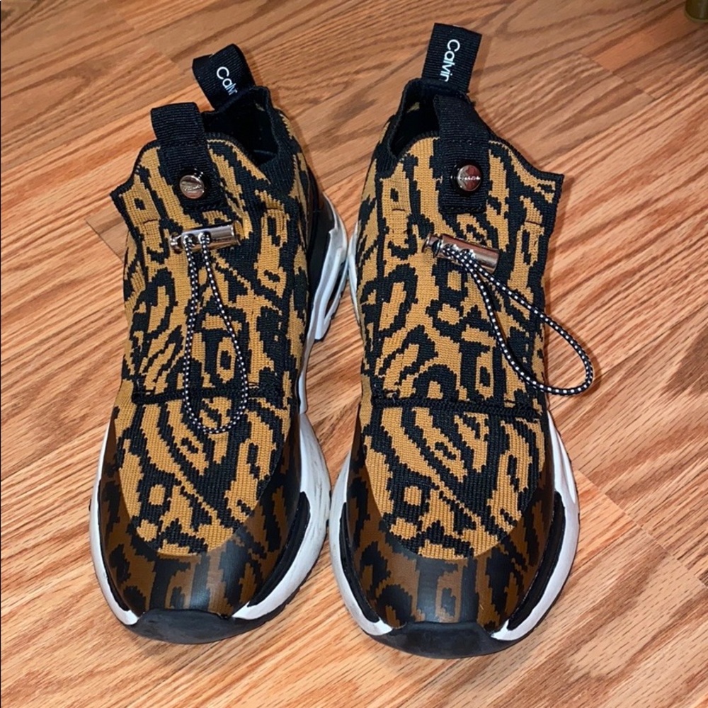 Calvin Klein Hue Sneakers (Natural Animal Print)